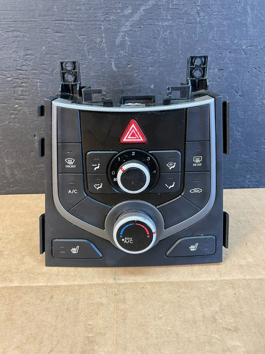 2011 - 2013 Hyundai Elantra Center Heater A/C AC Climate Control Panel AC5195 DG0