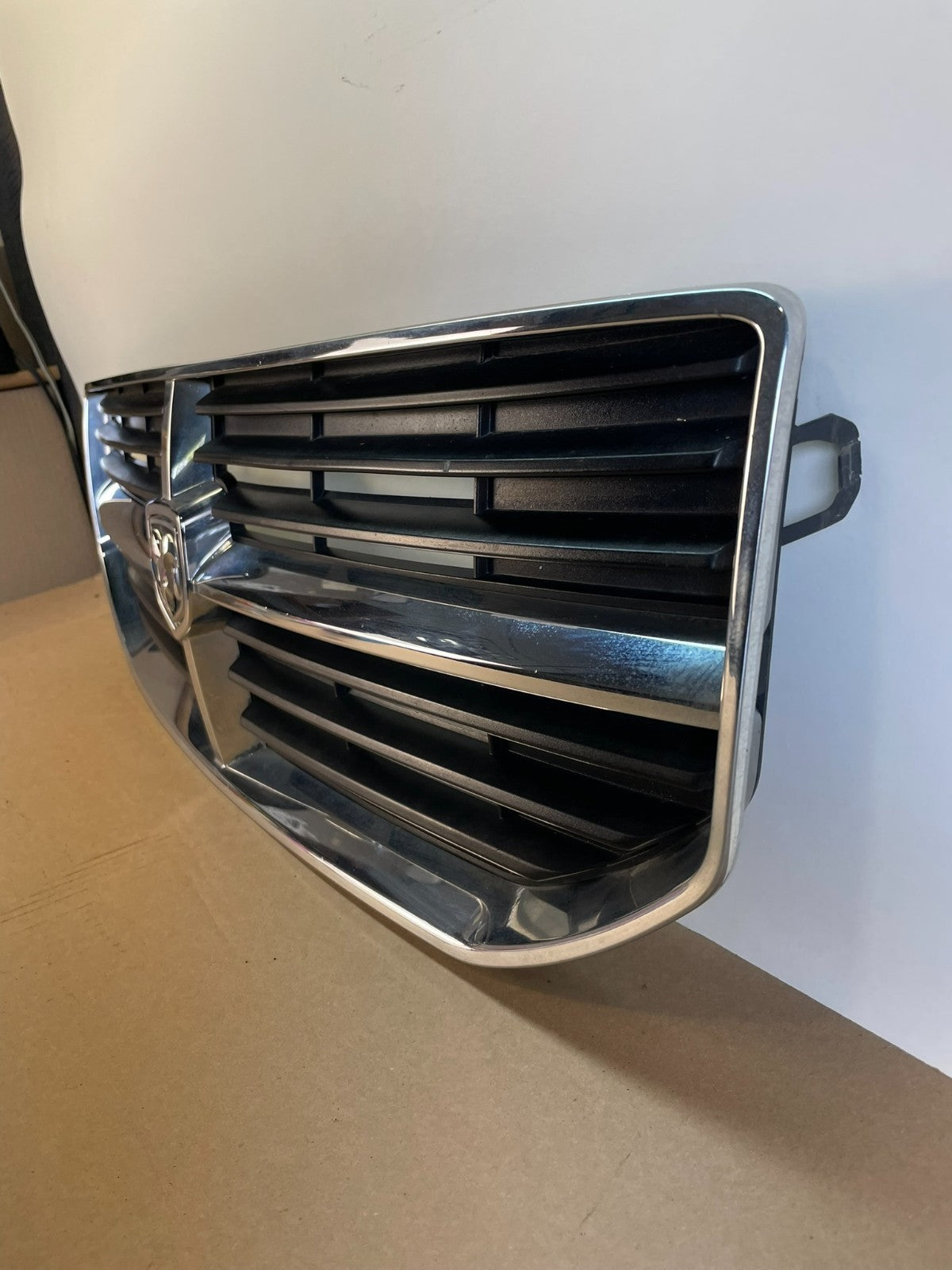 2007 2008 2009 2010 Dodge Caliber Upper Front Chrome Grill Grille AG0972 DG1