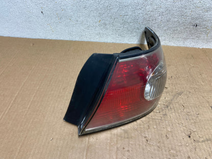 2002 to 2004 Lexus ES300 ES330 Right Passenger Side Tail Light AI5455 LK2