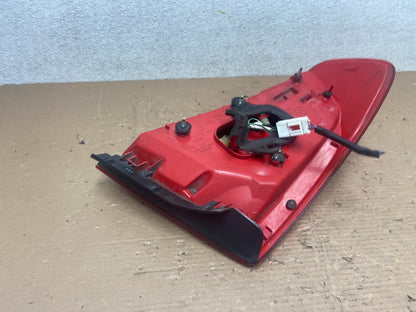 2003 to 2004 Infiniti G35 Right Passenger Rh Side Tail Light OEM R1071 DW5