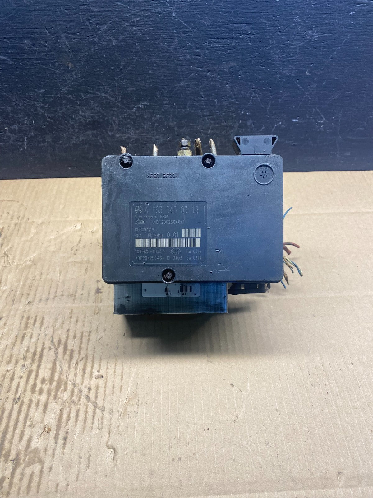 2002 to 2005 Mercedes W163 ML320 ML350 ABS Anti Lock Brake Pump Module ad0484 DG0