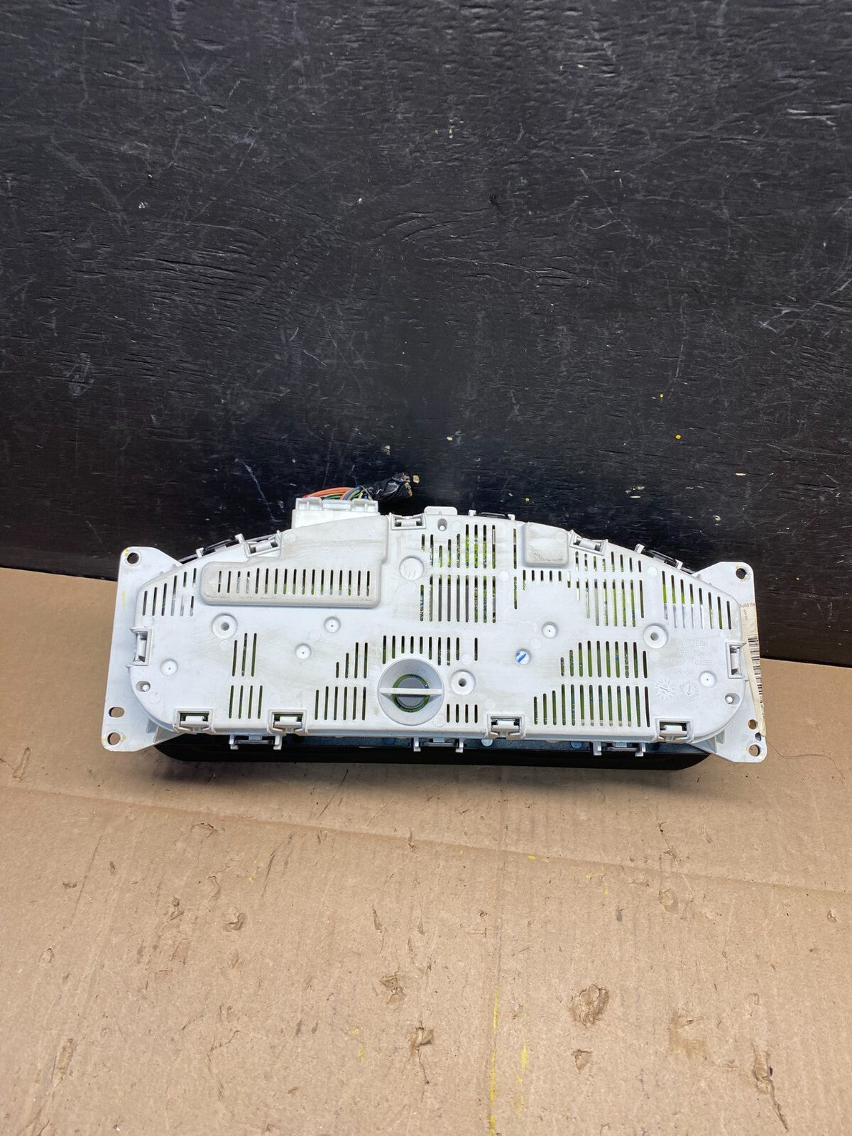 2005 to 2012 Nissan Pathfinder Speedometer Cluster Gauge L9043 DG4