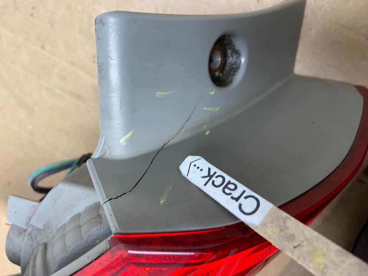2008 to 2015 Nissan Rogue Left Driver Lh Side Tail Light AD6141 LK4