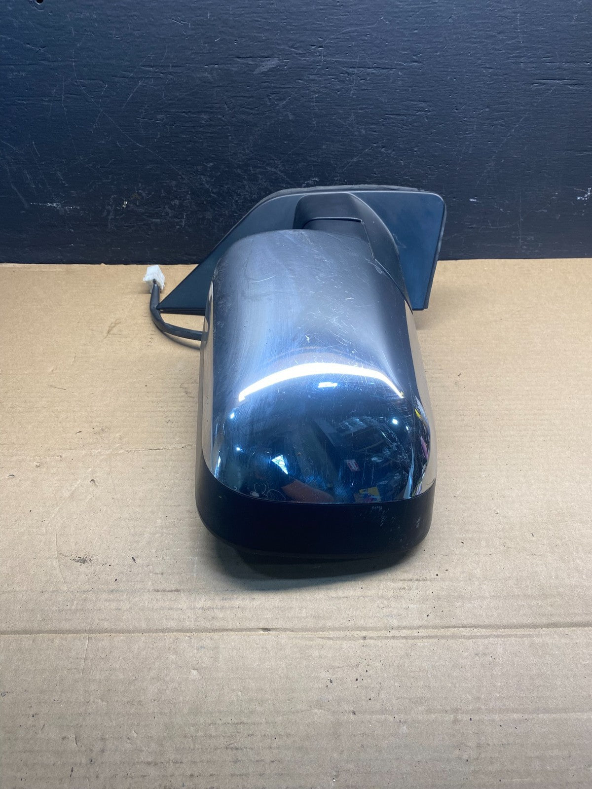 2004 to 2015 Nissan Armada Right Passenger Door Mirror AC4530 DW0