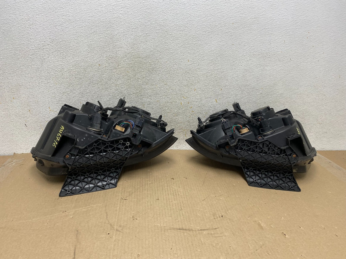 2011 to 2014 Dodge Charger Left+Right Side Halogen Headlights AH6716 DW6