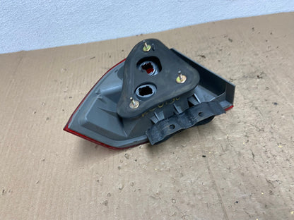 2003 2004 2005 Honda Civic Sedan Right Passenger Side Tail Light AC0130 LK4