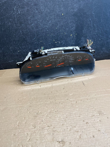 2006 Ford E350 Gauge Speedometer Cluster ag6379 DG0