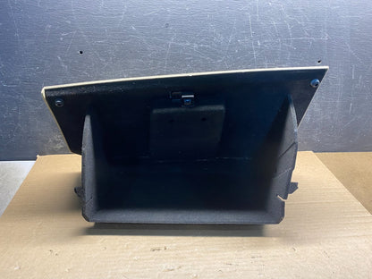 2011 to 2019 Ford Explorer Front Right Passenger Storage Glove Box AI0065 DG3