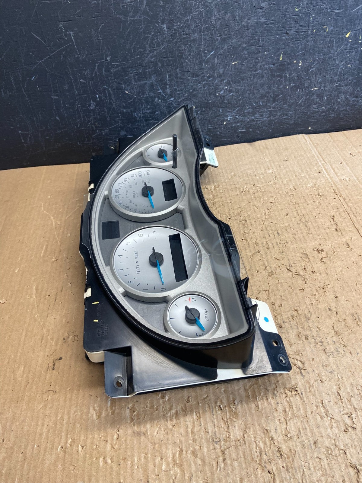 2002 - 2003 Buick Rendezvous Speedometer Cluster Gauge AF1602 DG1