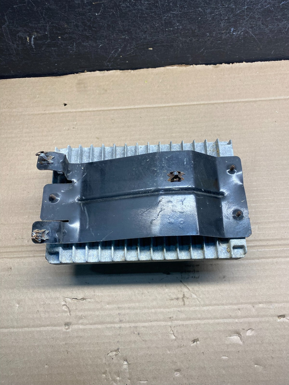 2006 Chrysler Town Country Caravan 3.8L Engine Control ECU P05187758AA ad9421 DG1