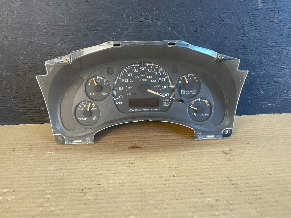 2000 to 2005 Chevrolet Astro Cluster Gauge Speedometer ECM AF3462 DW0
