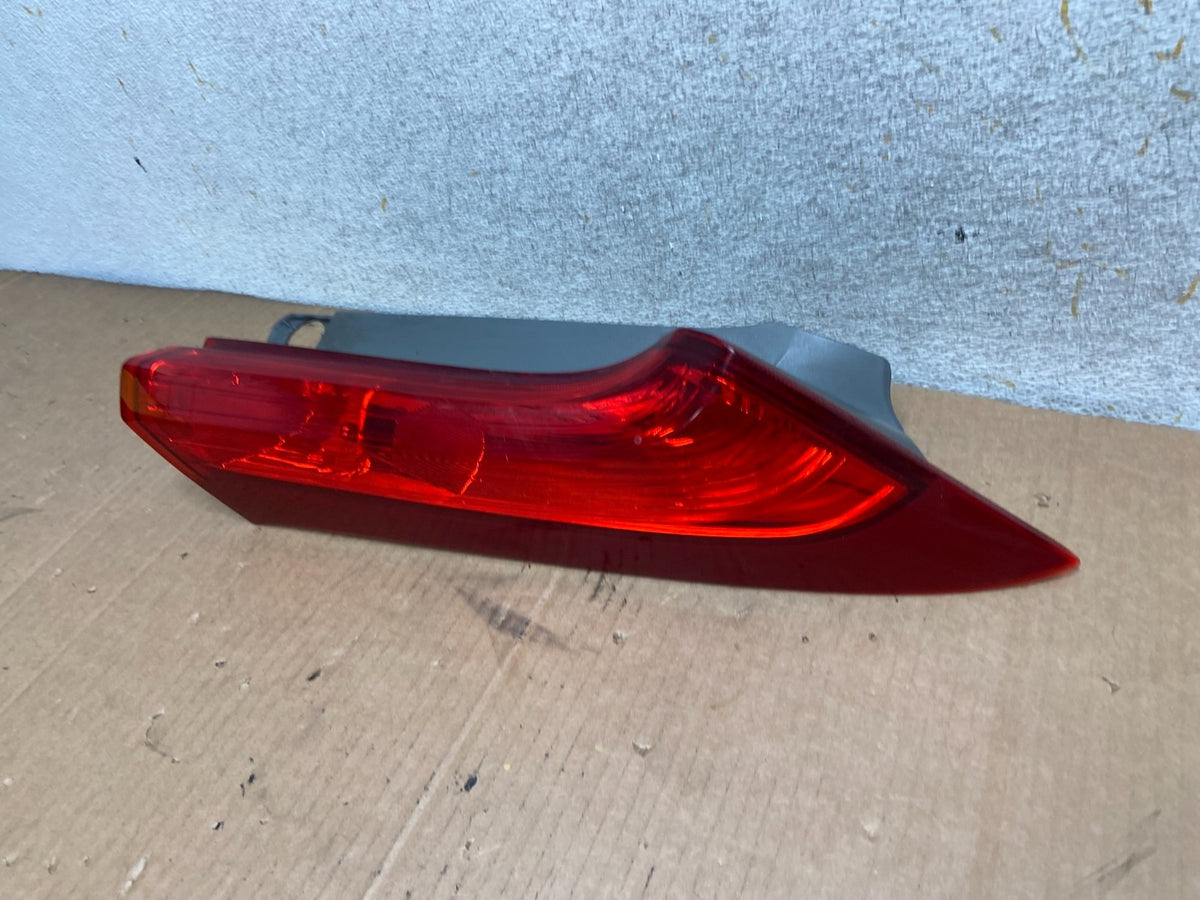 2012-2014 Honda Crv Cr-v Right Passenger Rh Side Upper Tail Light AI8495 LK1