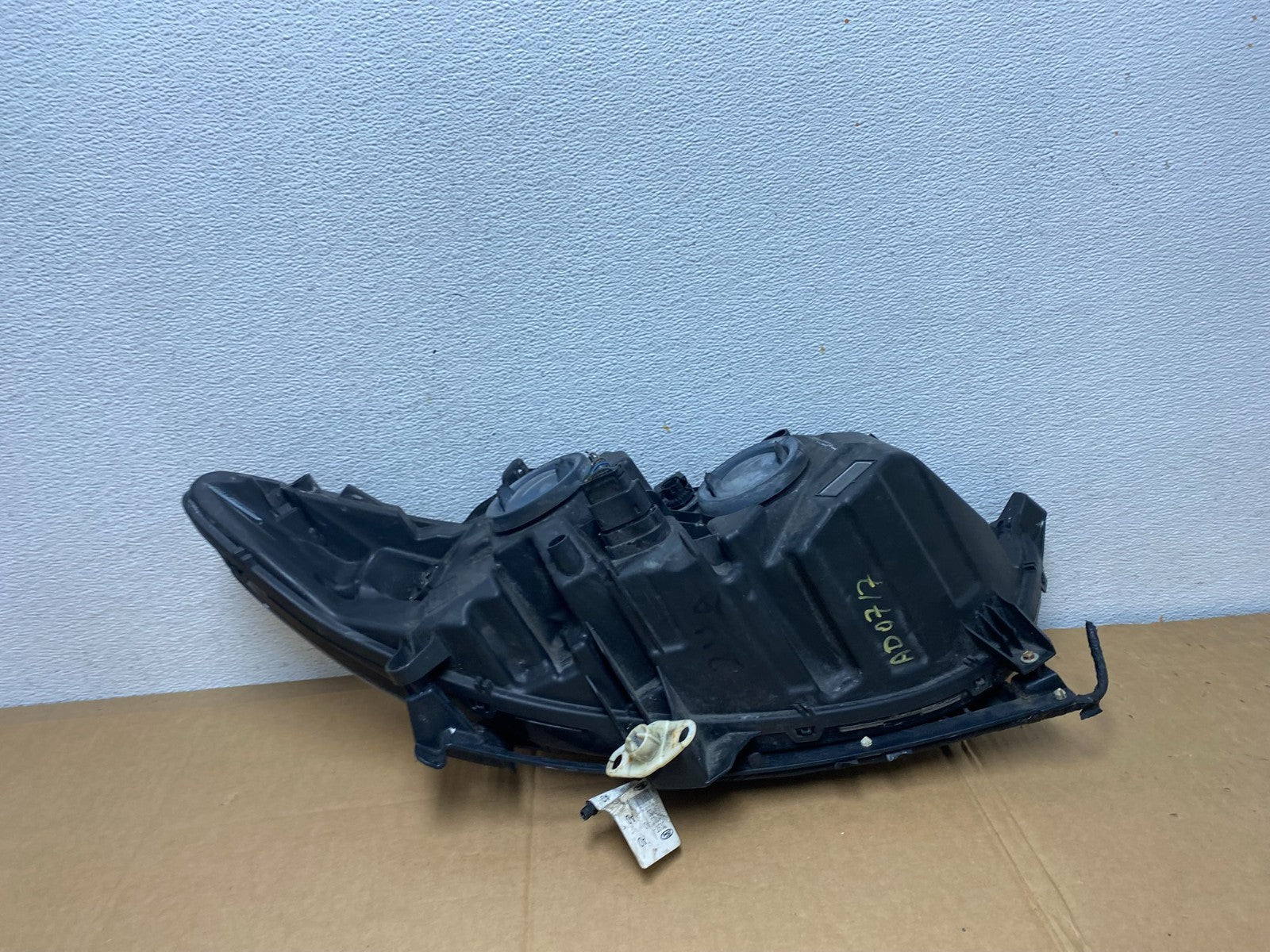 2013 to 2016 Ford Fusion Left Driver Lh Side Headlight AD0717 DW7