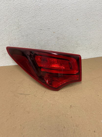 2017 - 2018 Hyundai Santa Fe Left Driver LH Side Tail Light AD6466 DG0