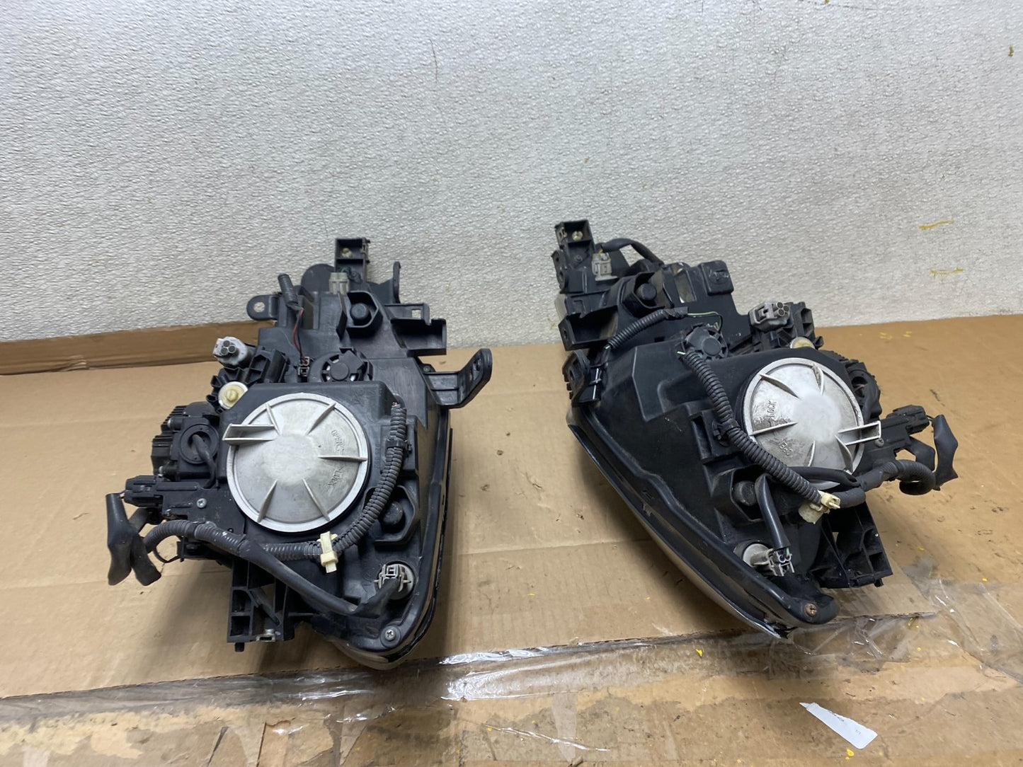 Xenon 2011 2012 2013 2014 Nissan Murano Headlights Left+Right U6654 DW11