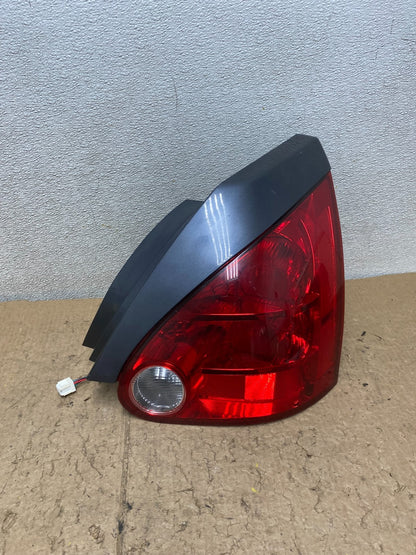 2004 2005 2006 2007 2008 Nissan Maxima Right Passenger Tail Light Oem V4484 DW0
