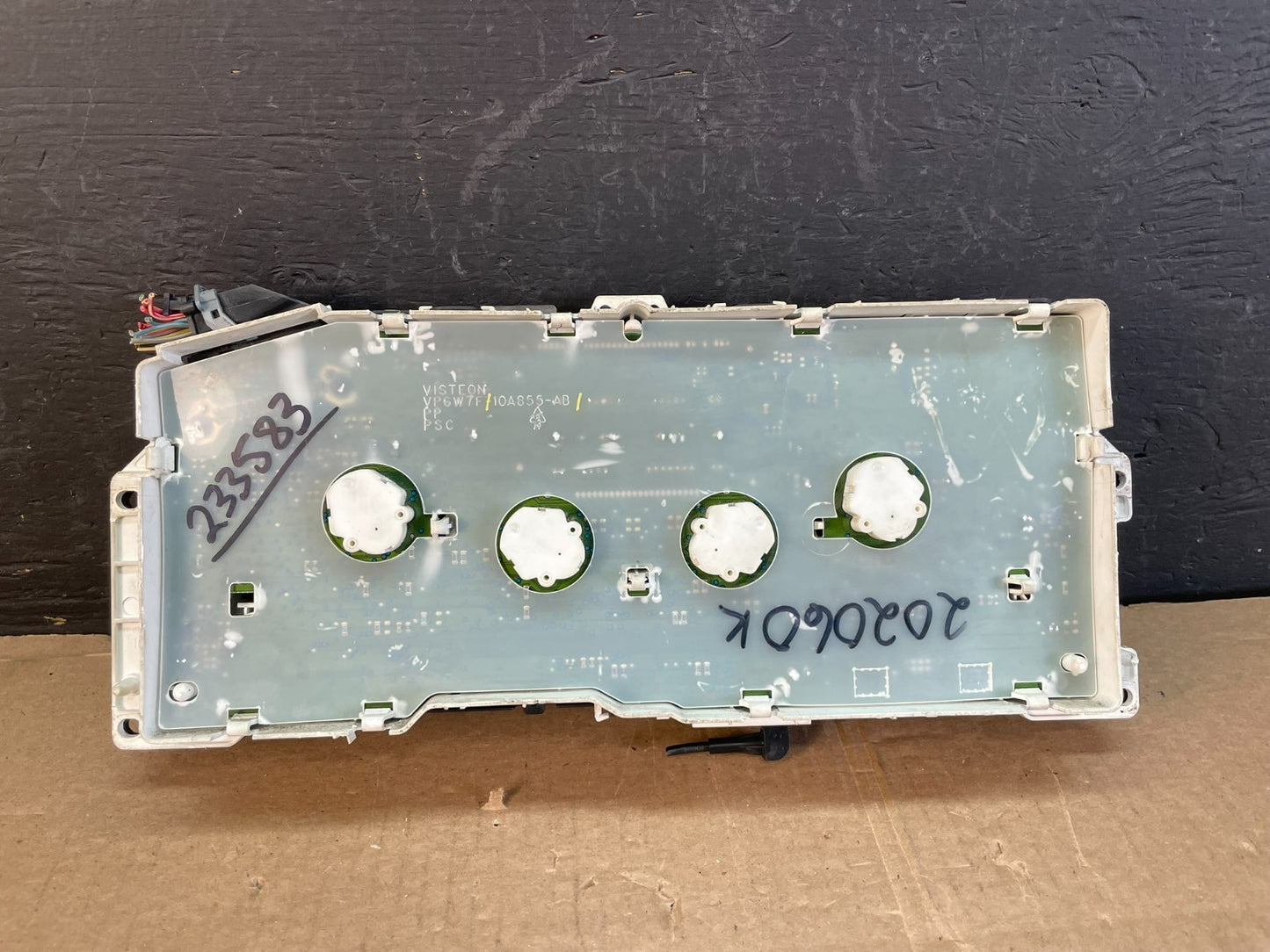 2009 to 2010 Mercury Marquis Speedometer Cluster Gauge AC4942 DG5