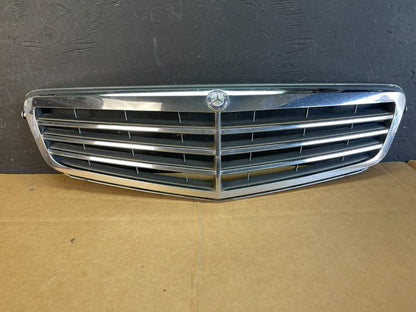 2008 to 2012 Mercedes Benz C Class Silver Front Grill A2048801483 AE07940