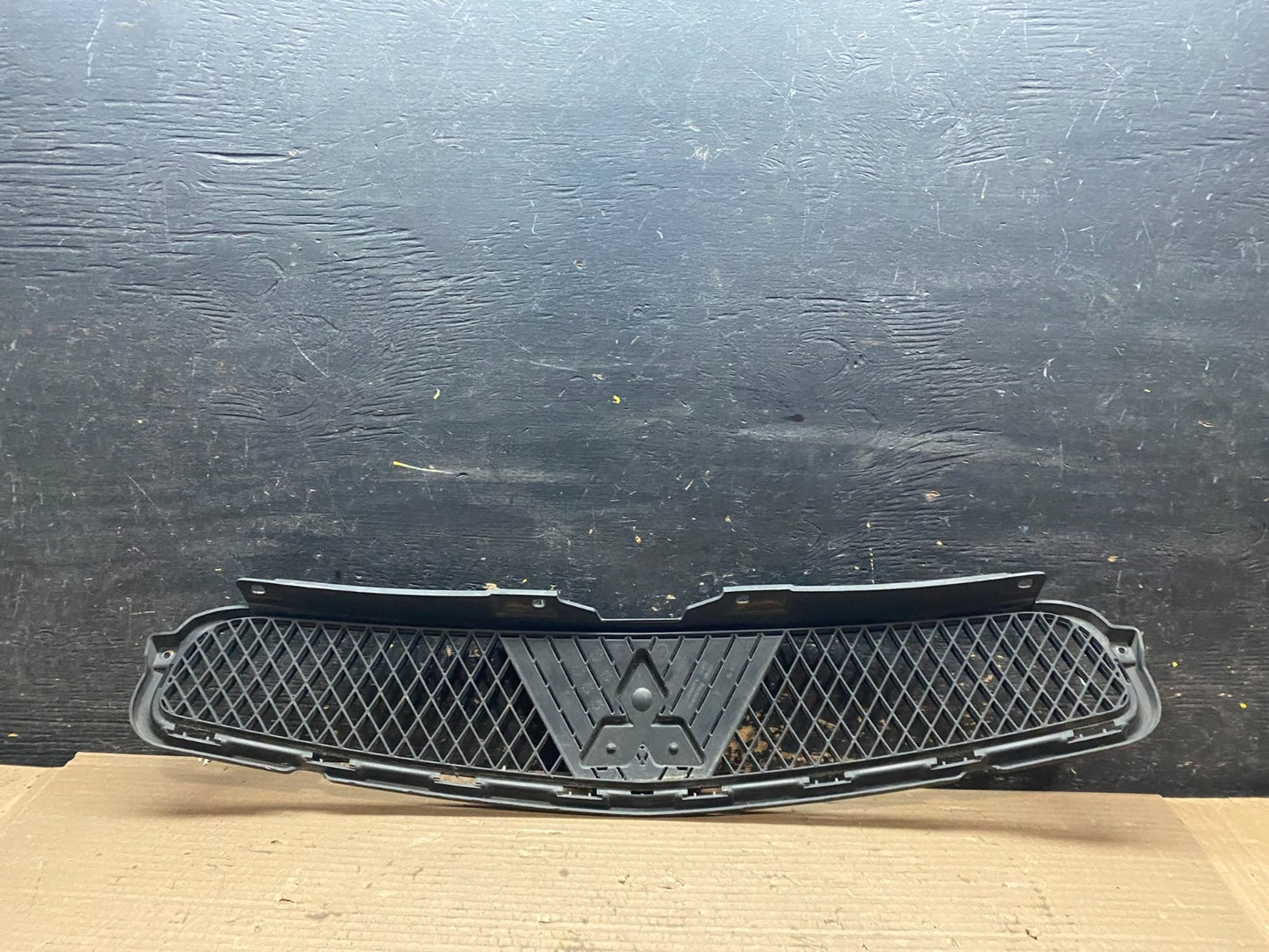 2009 to 2012 Mitsubishi Eclipse Front Upper Grille Grill OEM  V2468 DG3