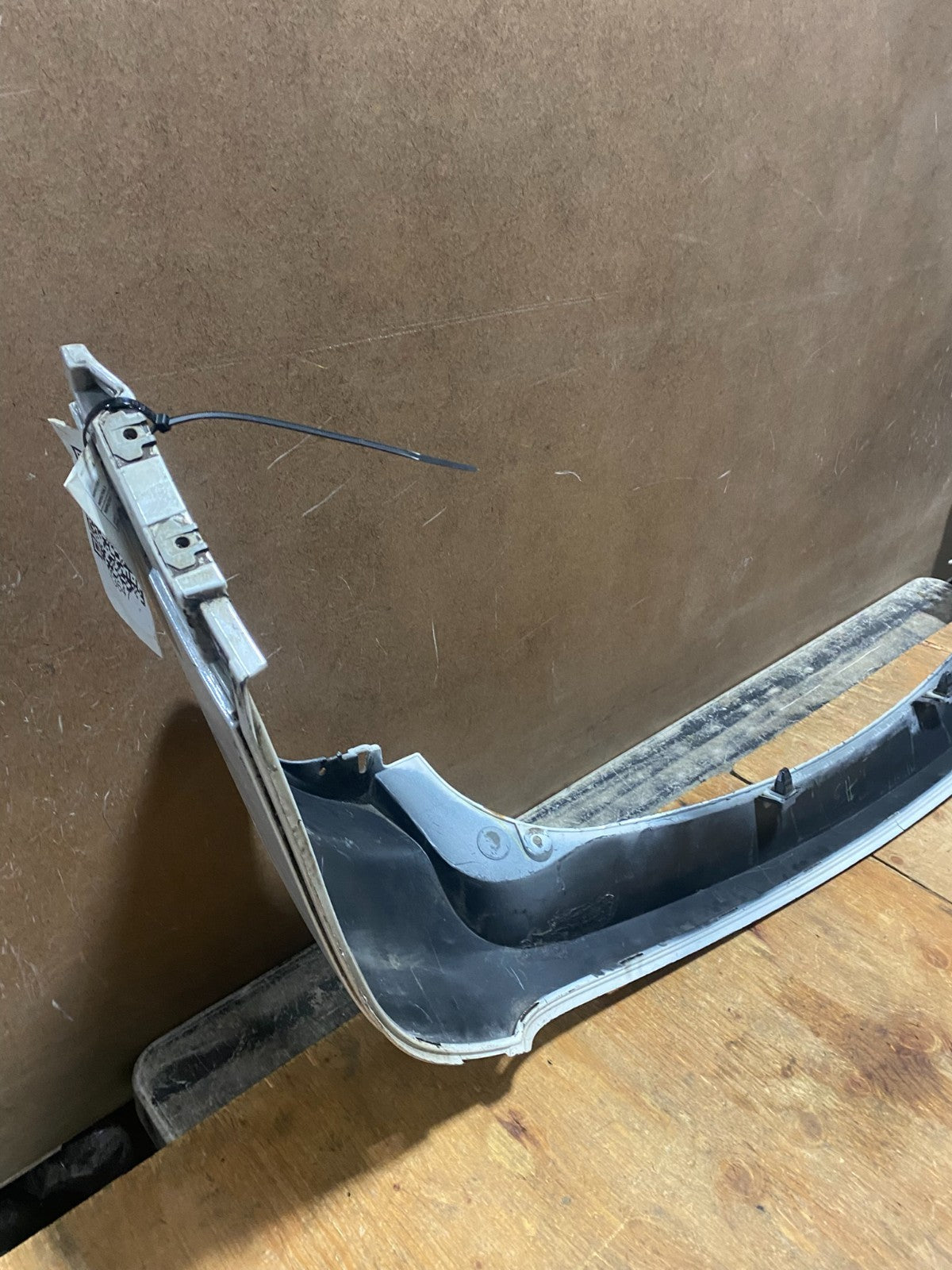 2011 to 2015 Ford Explorer Rear Upper Bumper Cover H364711