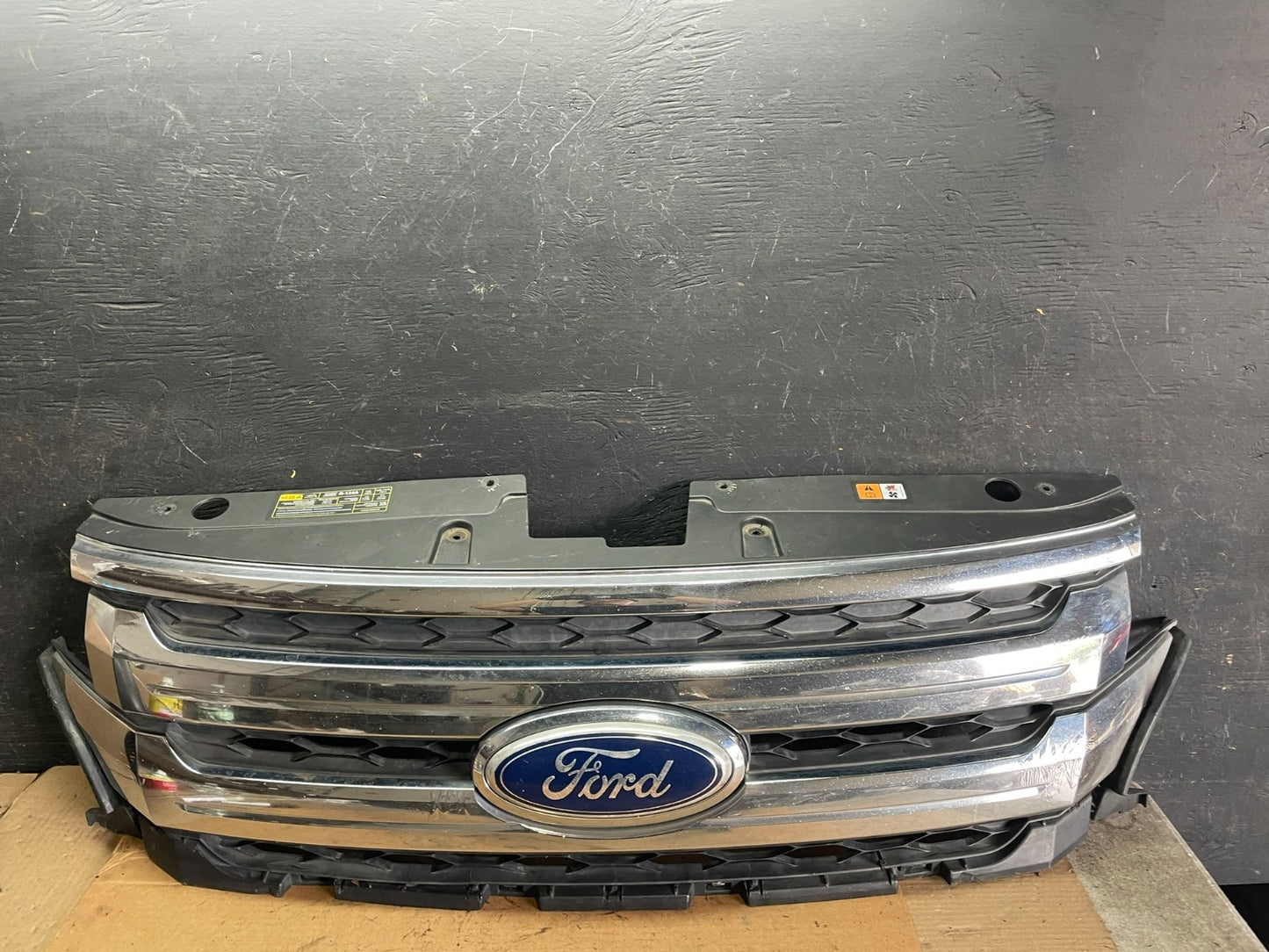 2011 2012 2013 Ford Edge Front Upper Chrome Grille Grill Oem q9917 DG0