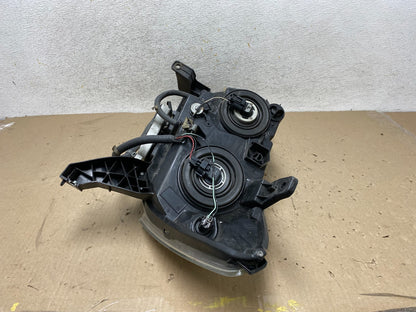 2013 to 2016 Nissan Pathfinder Right Passenger RH Side Headlight AH7613 DW8