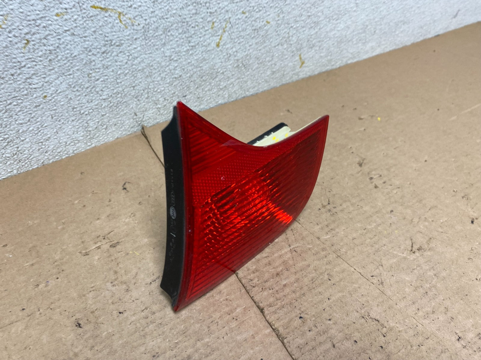 2004 - 2008 Audi A4 Sedan Right Passenger RH Side Inner Tail Light OEM P2666 DW1