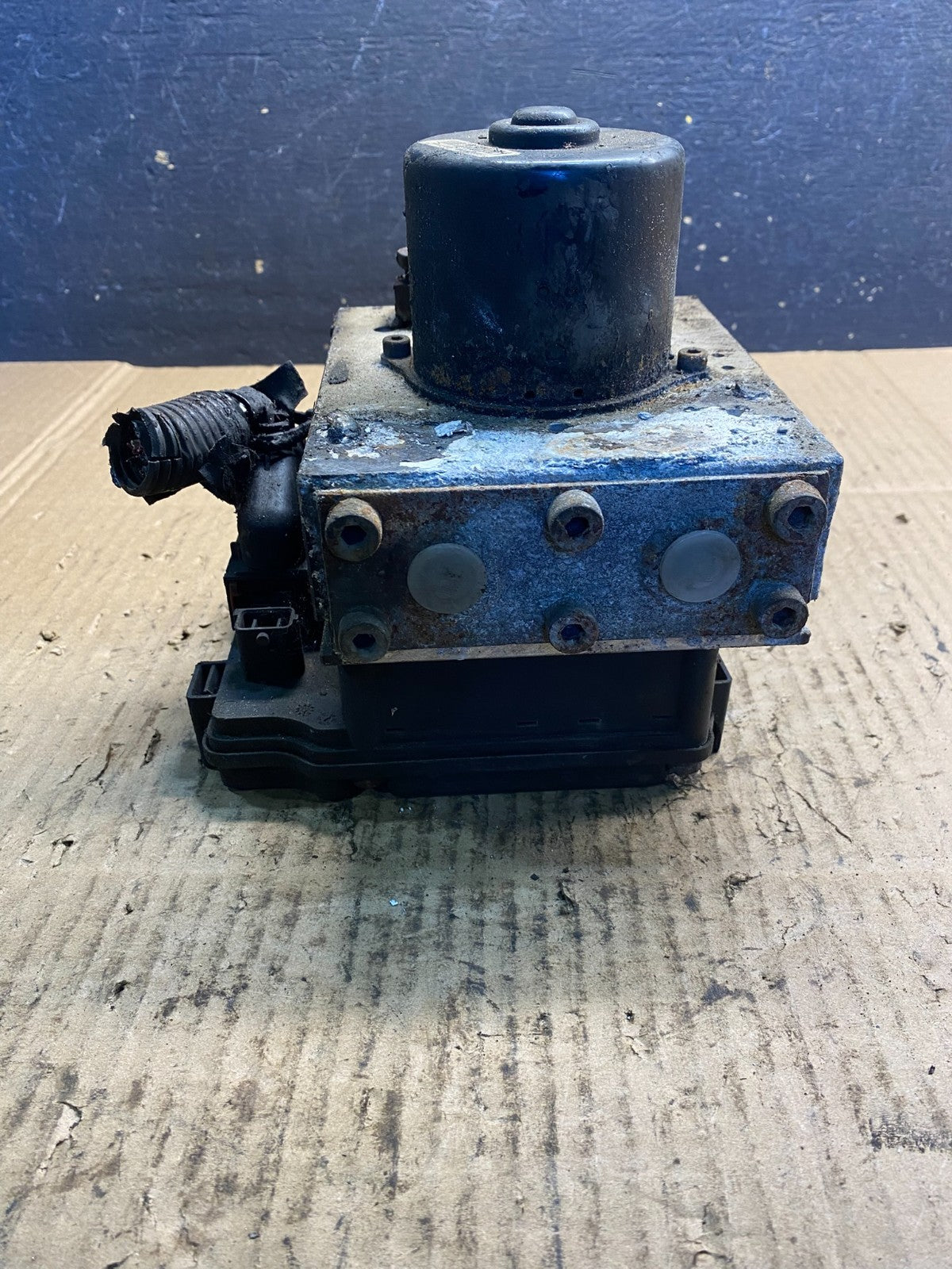 Wabco ABS Pump Hydraulic W/ Module P/N 4460470002 AB2803 DG5