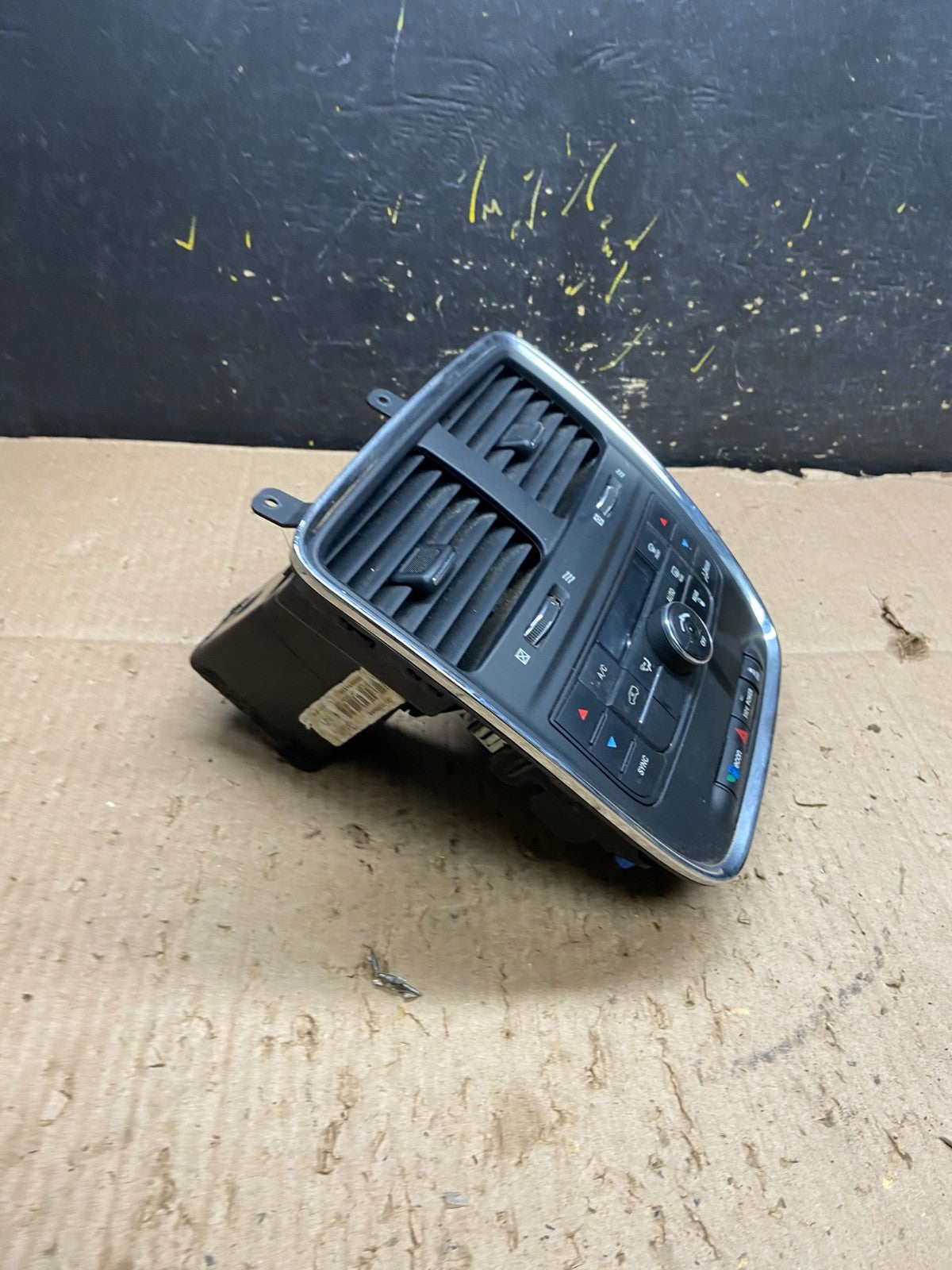 2011-2016 Dodge Grand Caravan Temperature Climate Control AC Heater Y7868 DG1