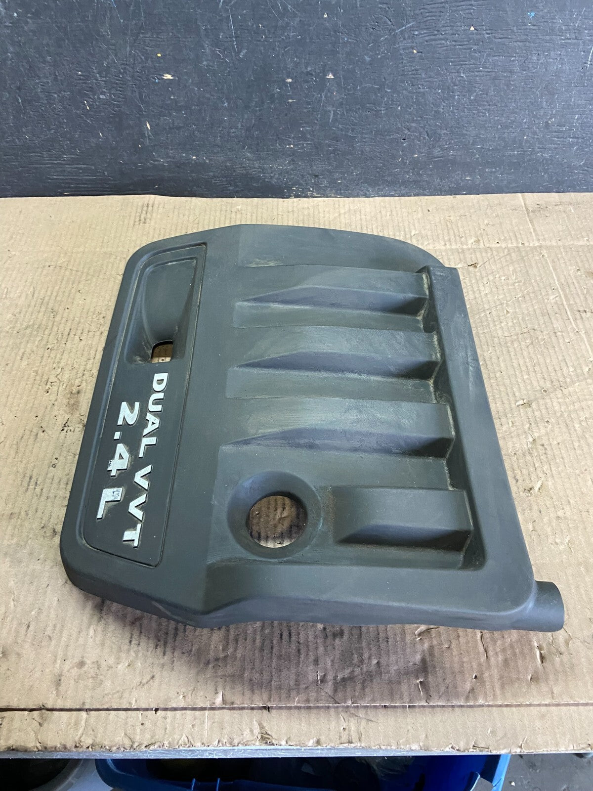 2012 to 2014 Chrysler 200 Engine Cover Top Lid Cover J7248 DG2