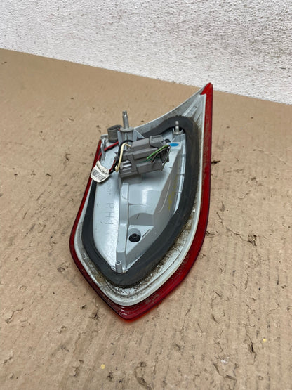 2015 - 2018 Ford Focus Sedan Right Passenger RH Inner Tail Light AE9848 LK6