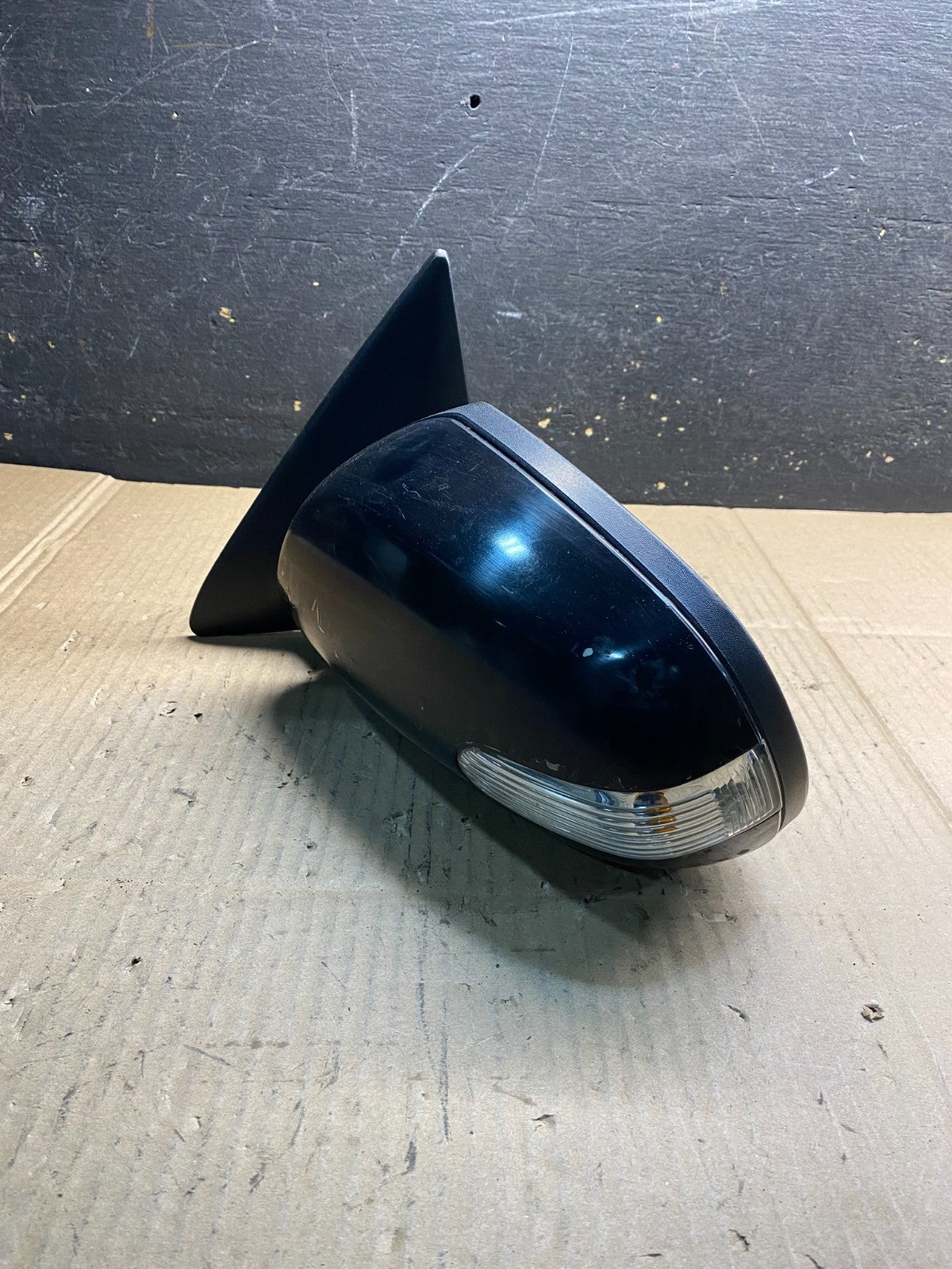 2010 to 2013 Kia Forte Sedan Left Driver LH View Turn Signal Mirror AB0628 MS2