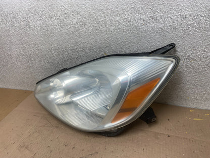 2004-2005 Toyota Sienna Left Driver LH Side Halogen Headlight AA0610 DW1