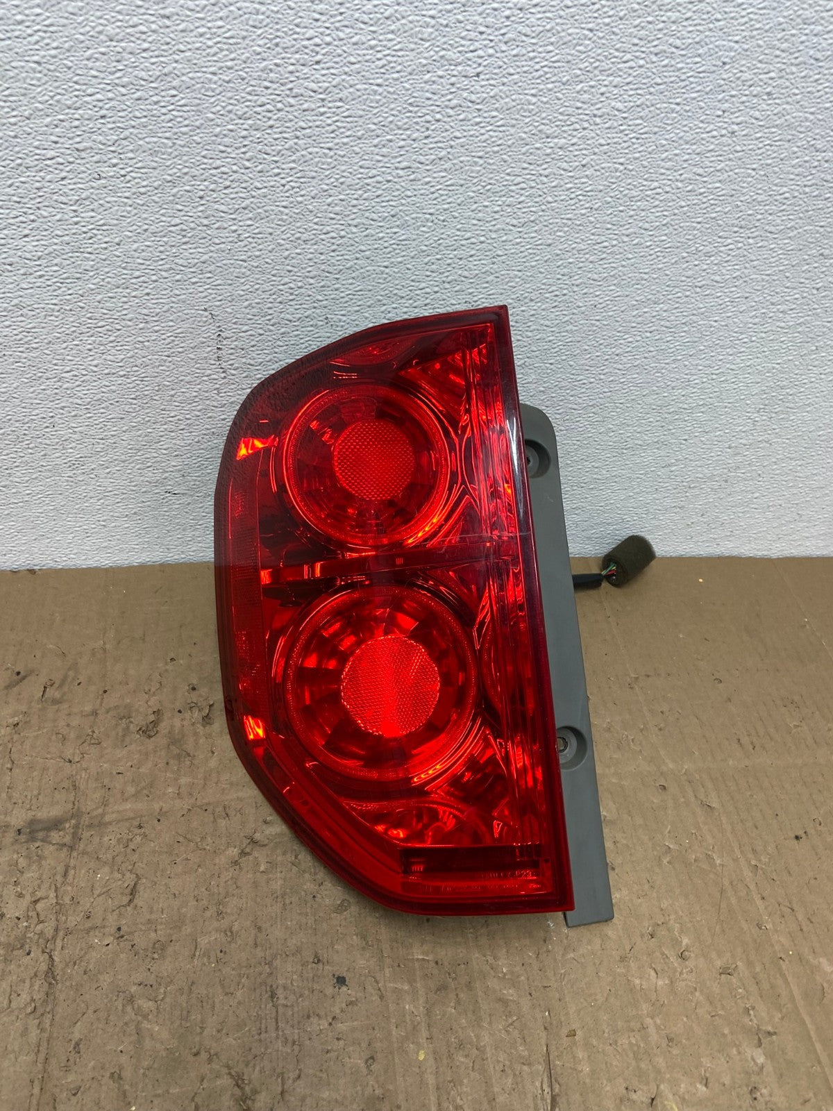 2003 2004 2005 Honda Pilot Left Driver LH Side Tail Light AC0719 LK0