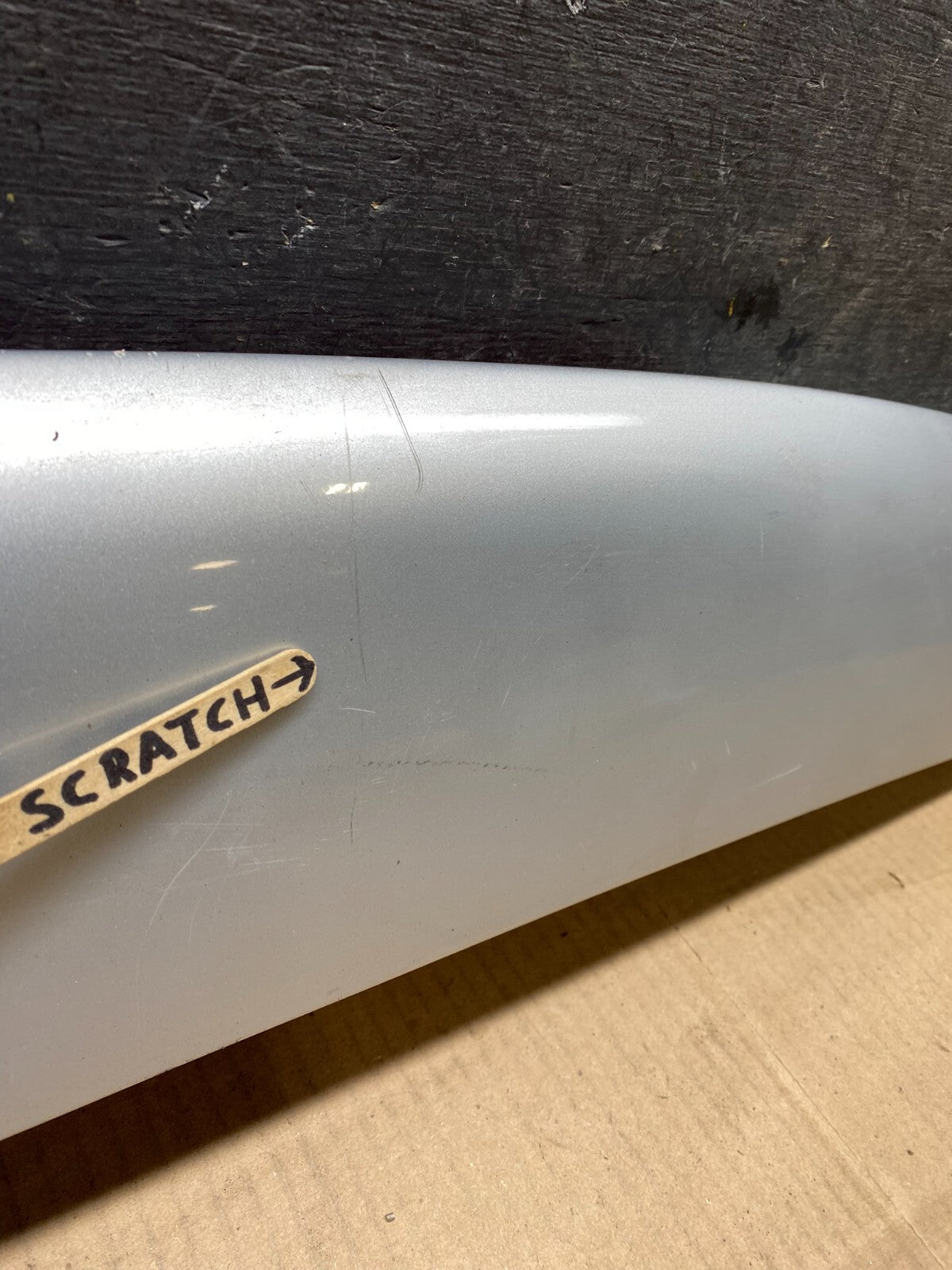 2004 to 2007 Volkswagen Touareg Rear Spoiler OEM C8123 OEM DG13