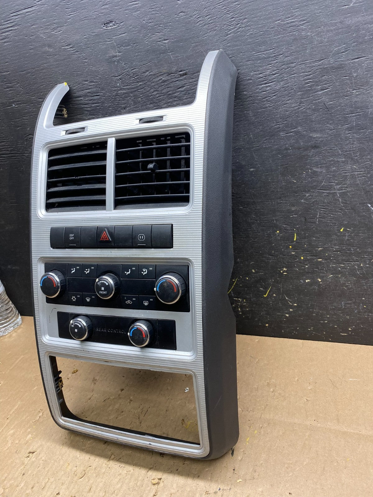 2009 2010 Dodge Journey Center Dash A/C AC Climate Control Bezel Trim T6095 DG3