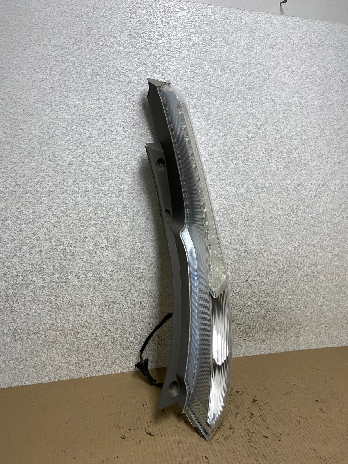 2013 to 2014 Nissan Leaf Right Passenger Rh Side Tail Light AF6066 DG2