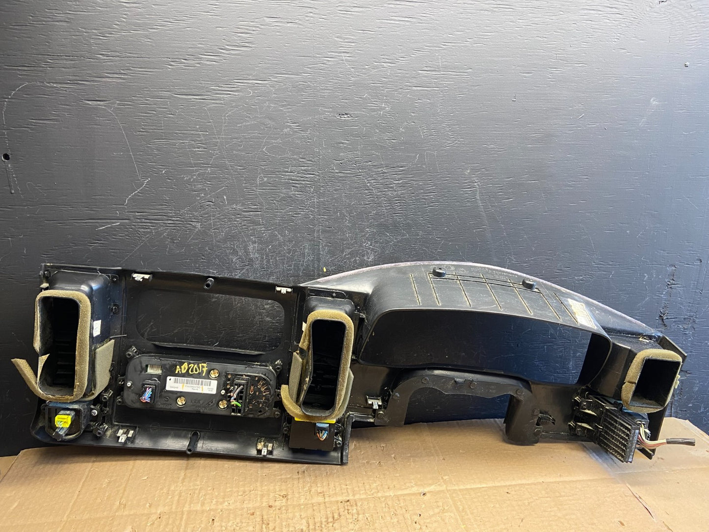 2001 2004 Dodge Dakota Speedometer Climate Control Radio Panel Bezel AD2017 DG3