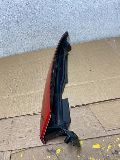 2003 to 2006 Volvo XC90 Right Passenger Side Upper Tail Light OEM O5234 DW8