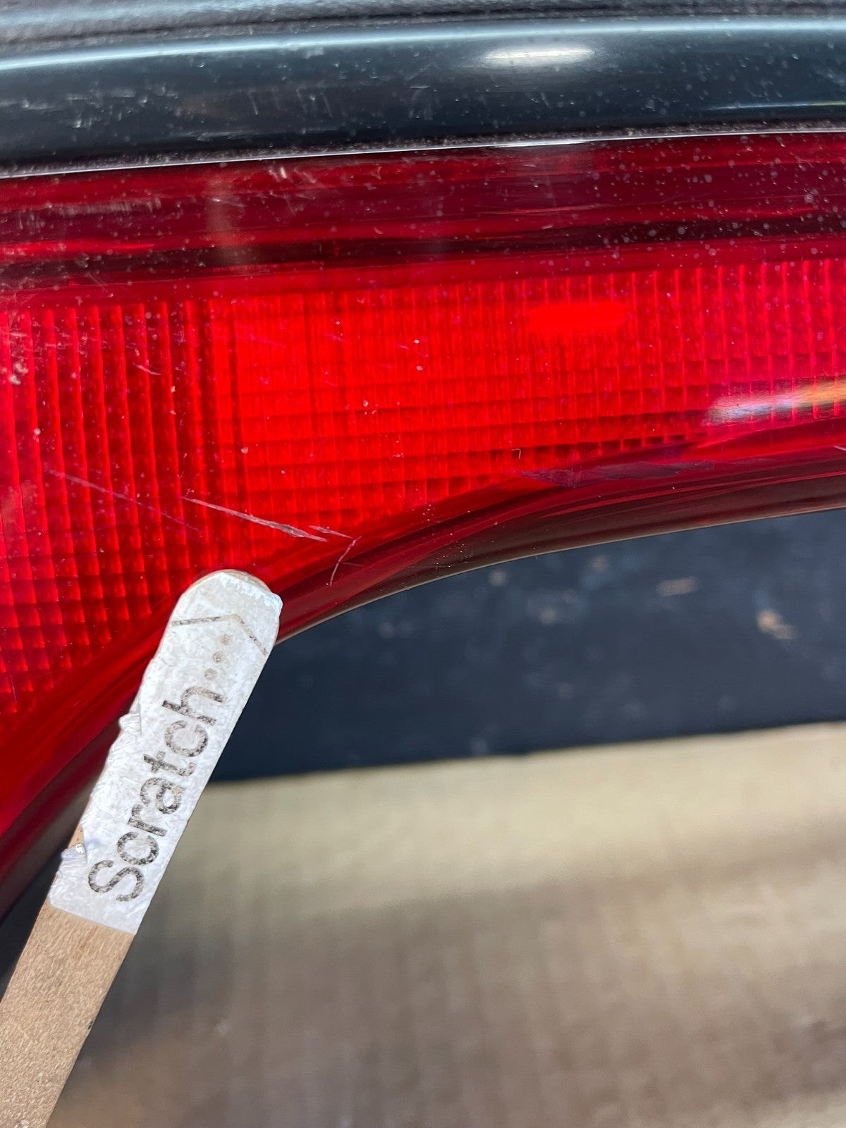 1994 1995 1996 Mitsubishi Galant Center Trunk Rear Tail Light ac9751 DG4