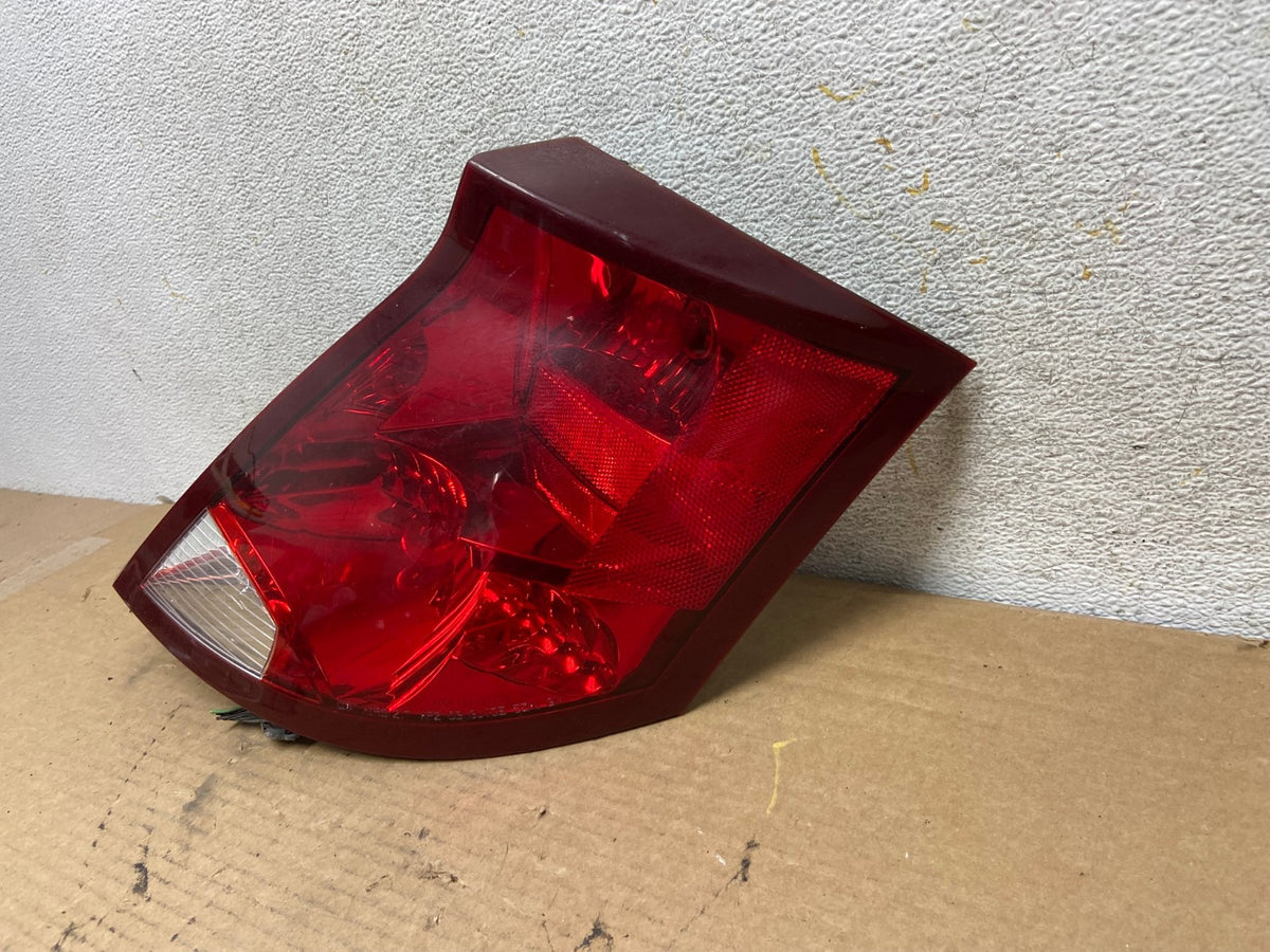 2003-2007 Saturn Ion Passenger Right RH Side Tail Light Tail Light AH4227 LK2