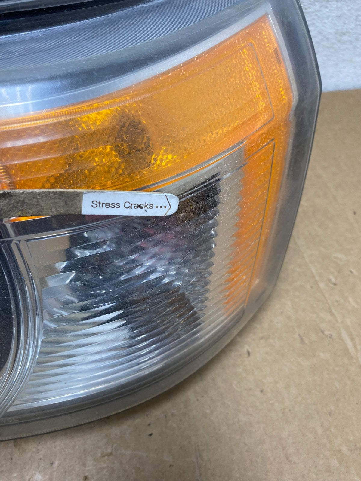 2008-2012 Land Rover LR2 Left Driver LH Side Xenon Headlight AI3551 DW4