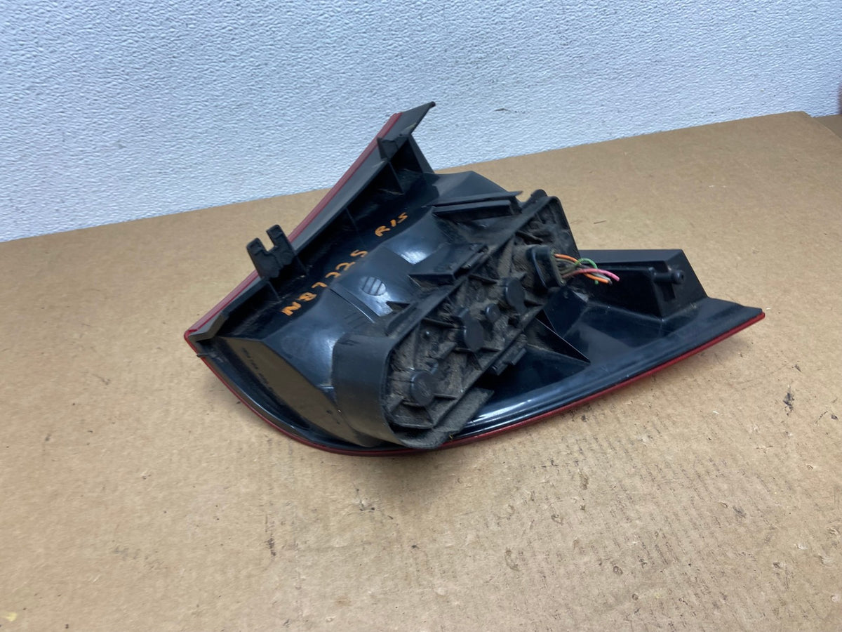 1998 to 2001 Mercedes ML320 ML-Class Right Passenger Rh Tail Light AC2969 LK5