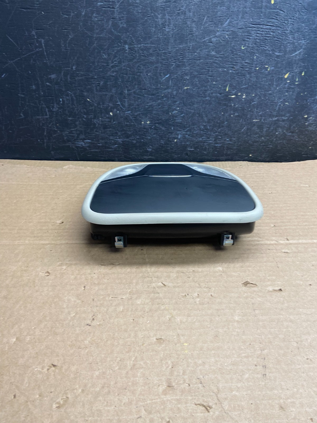 2013 to 2016 Dodge Dart Overhead Console Dome Light af2519 DG3