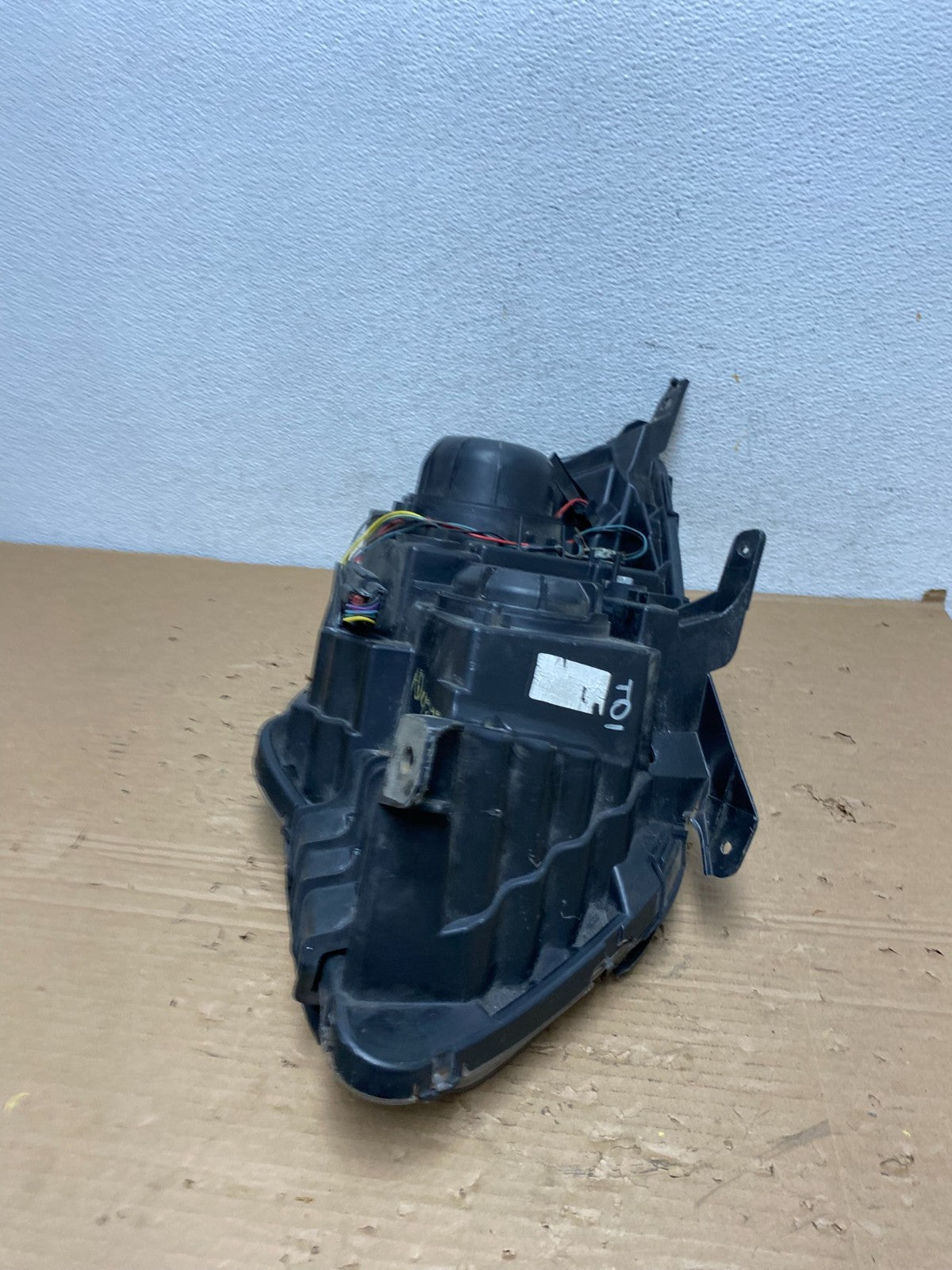2016-2018 Chevrolet Equinox Left Driver LH Halogen Headlight AD4337 DW7