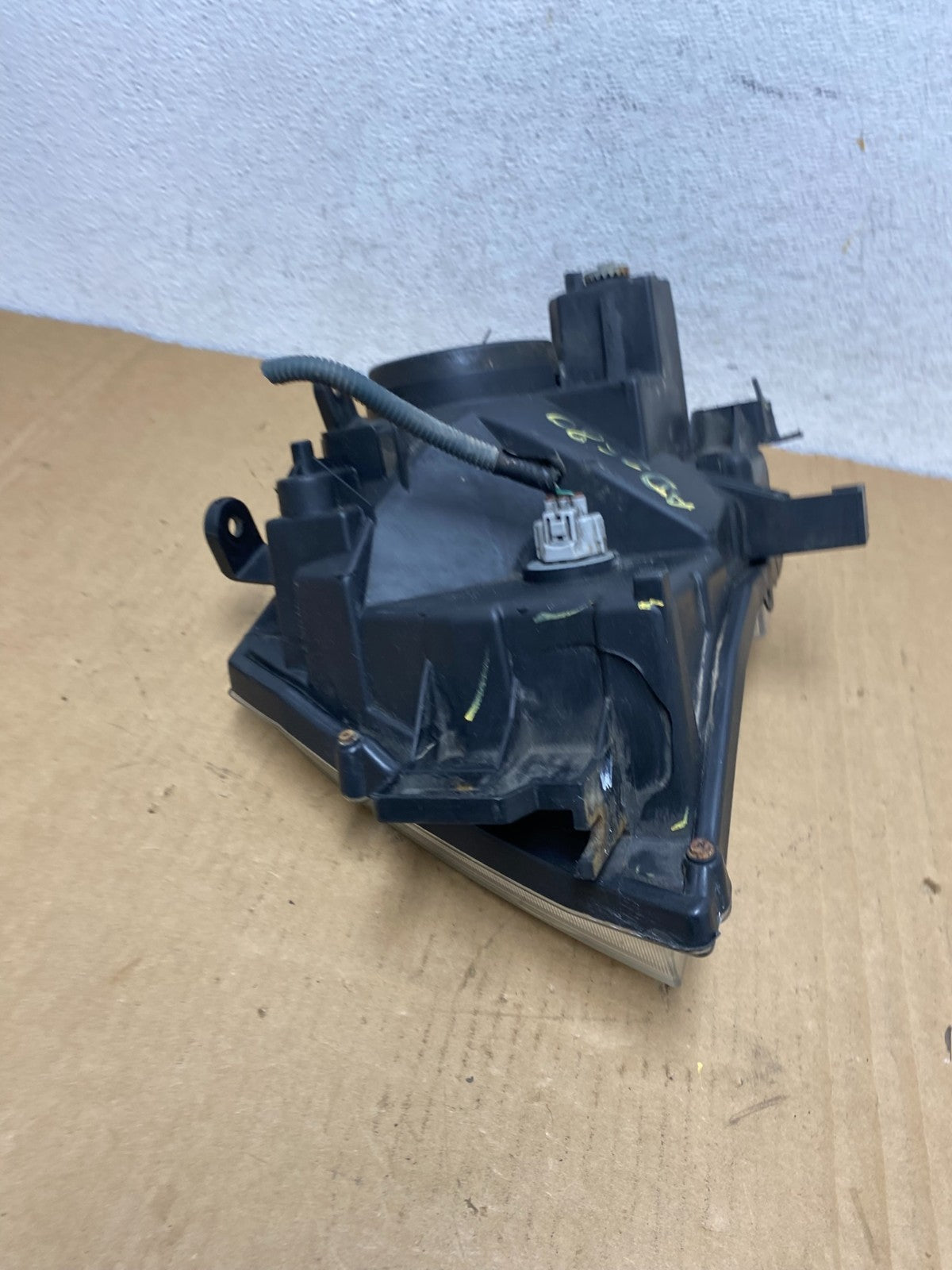 2005-2015 Nissan Xterra Right Passenger RH Headlight AD2680 DW9