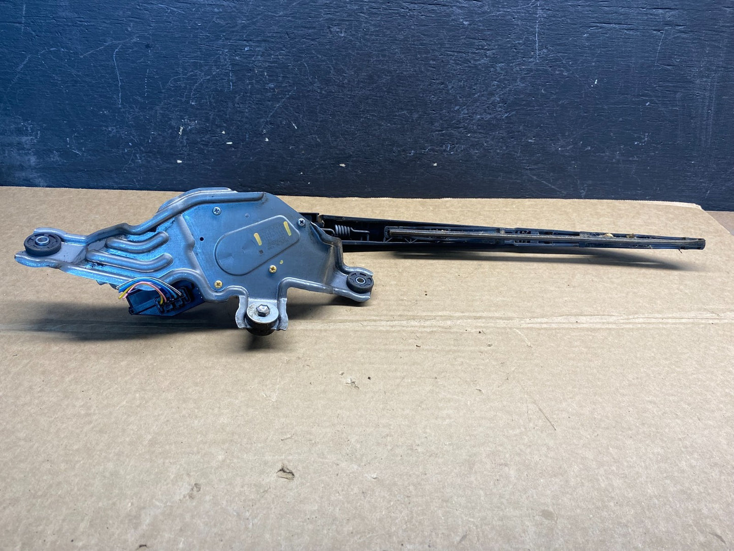 2009 to 2015 Toyota Venza Rear Wiper Motor AF5338 DG5