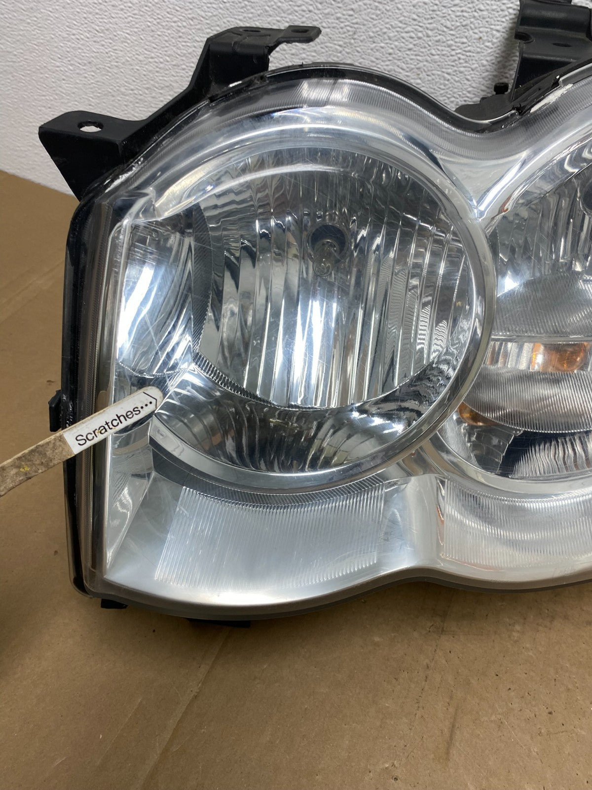 2008-2010 Jeep Grand Cherokee Left LH Driver Side Halogen Headlight AC5630 DW3