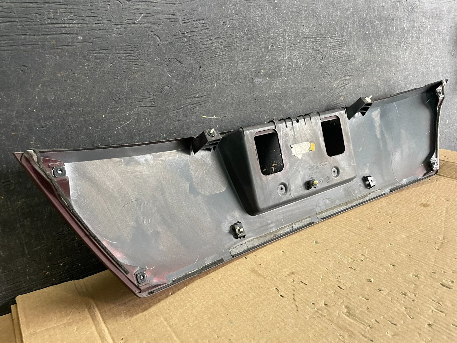 2008 to 2009 Honda Accord Sedan Trunk Deck Lid Trim Panel Molding AB3071 DG9