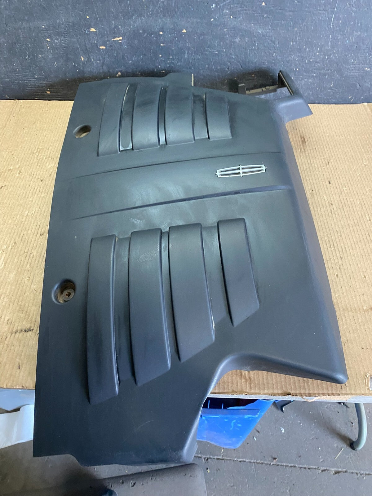 2004 Lincoln Aviator Engine Motor Cover N8355 PS2